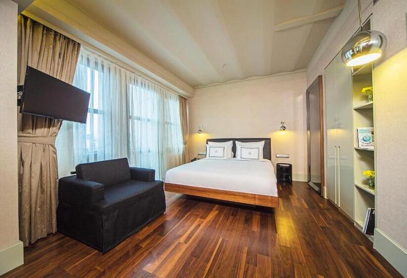 سوئیت پنت هاوس, The Haze Karakoy