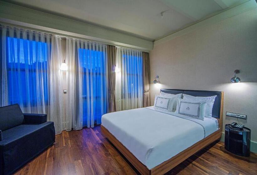 اتاق پنت هاوس, The Haze Karakoy