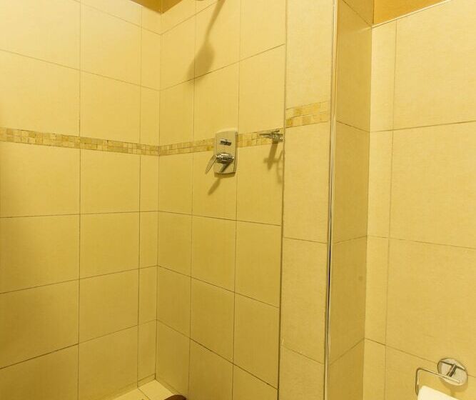 اتاق لوکس, Humura