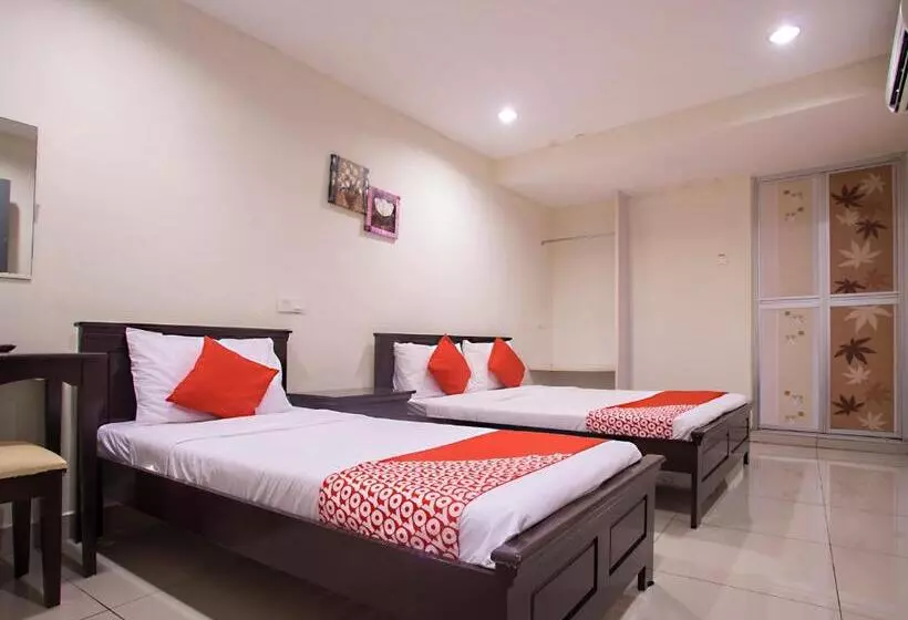 スーペリアースイート, Swing & Pillows   Kajang Selangor