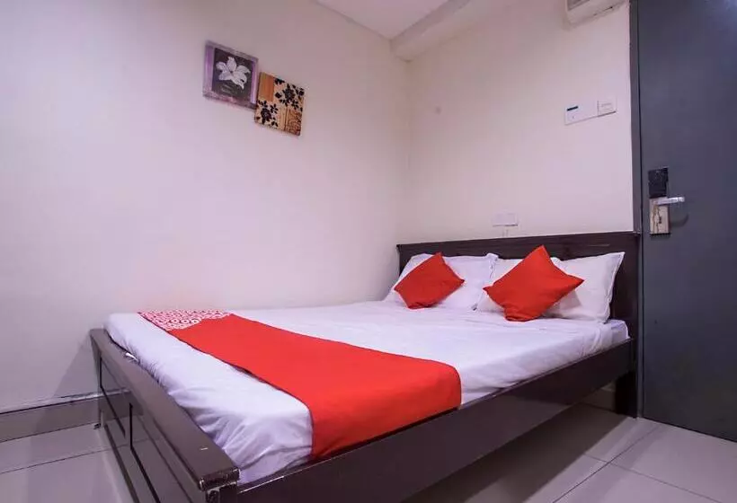 スタンダードルーム, Swing & Pillows   Kajang Selangor