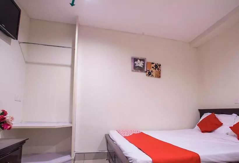 スタンダードルーム, Swing & Pillows   Kajang Selangor