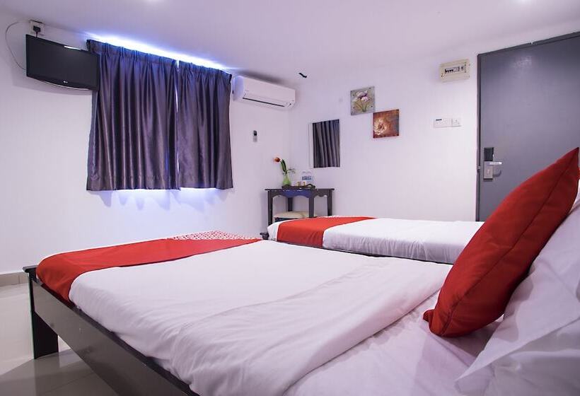 标准单人间, Swing & Pillows   Kajang Selangor