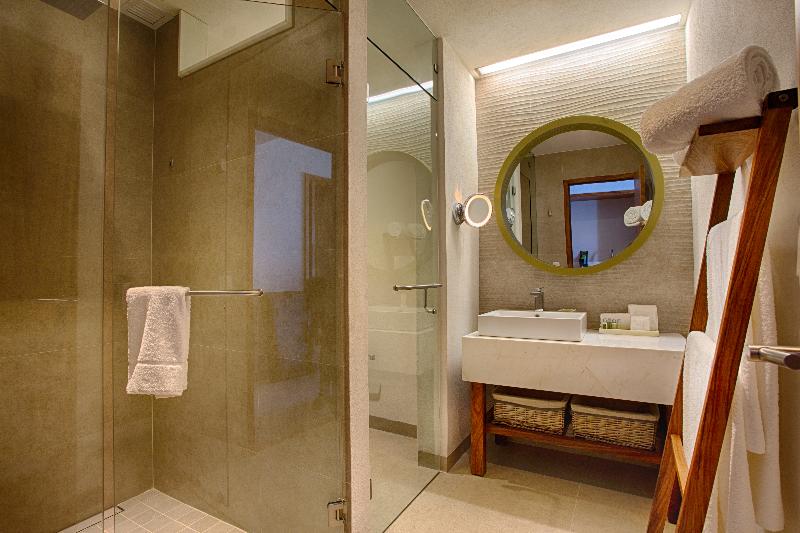 高级套房, Swing & Pillows   Kajang Selangor