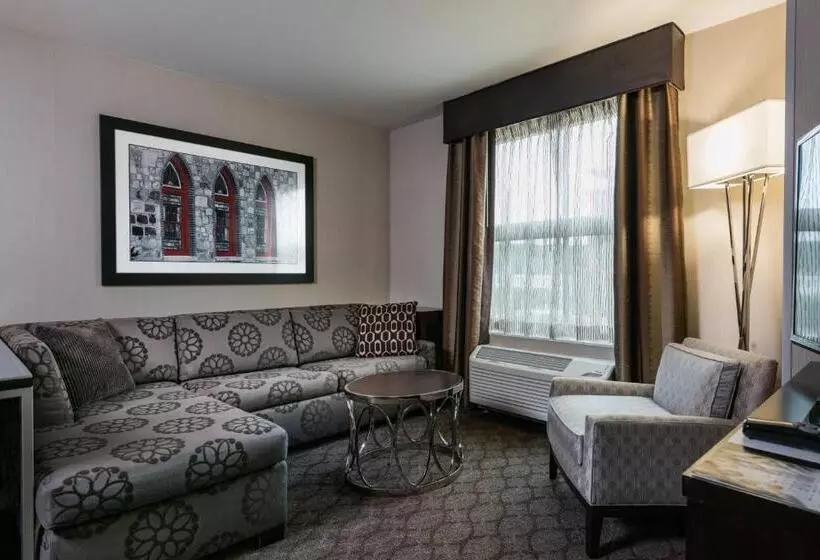 キングサイズベッドのスイートルーム, Residence Inn By Marriott Boston Needham
