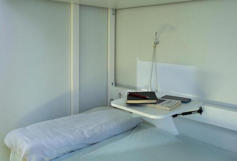 Четырехместный Номер Стандарт, Urbany Hostel Bcn Go!