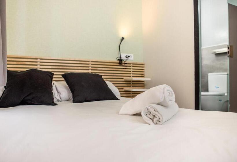 Номер Стандарт, Urbany Hostel Bcn Go!