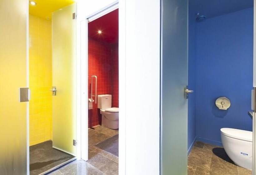 Кровать в Общей Комнате, Urbany Hostel Bcn Go!