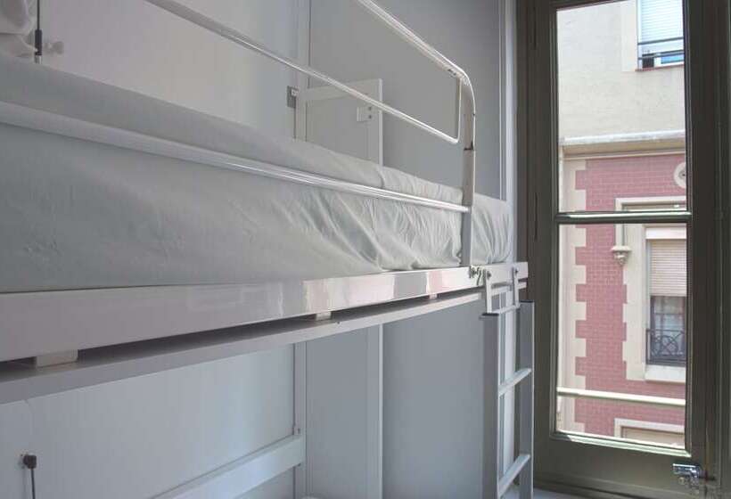 Кровать в Общей Комнате, Urbany Hostel Bcn Go!