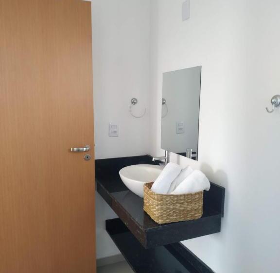 جناح, Bella Ciao Hospedaria