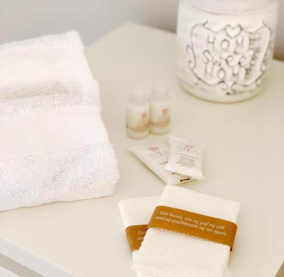 Standard room with outdoor bath, Hangar Inn