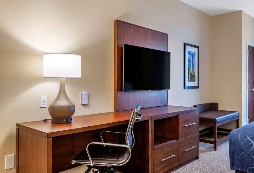 جناح, Comfort Suites