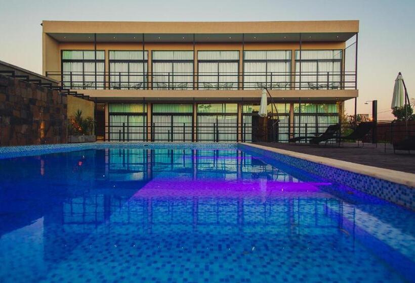 Quarto Quadruple Standart com Varanda, Paraiso Natural Apart Hotel Iguazu