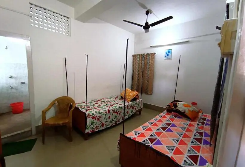 エコノミールーム, Ajanta Lodge