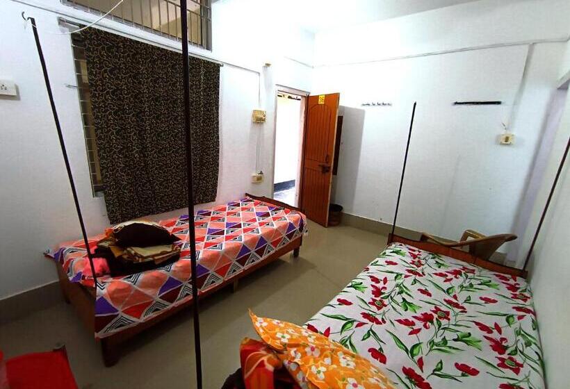 اتاق اکونومی, Ajanta Lodge