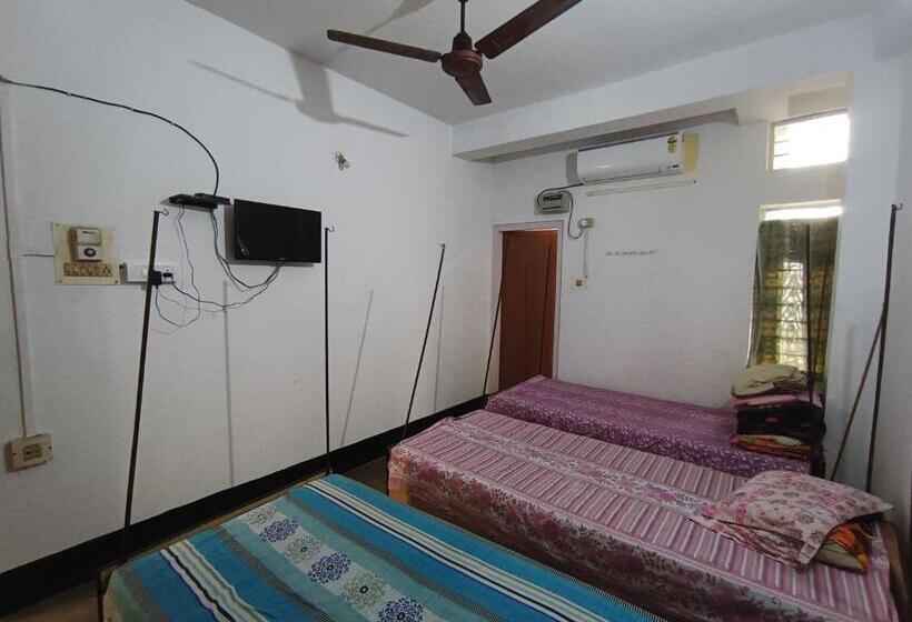 Standard Triple Room, Ajanta Lodge