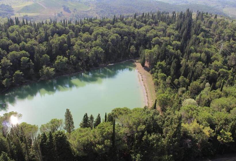 Студия Стандарт, Agriturismo La Presura