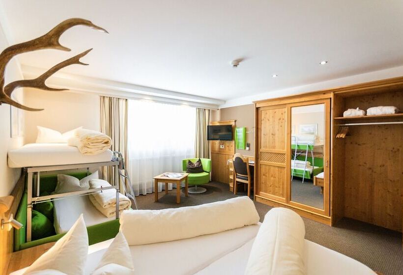 Семейный Номер, Aktiv Hotel Zur Rose