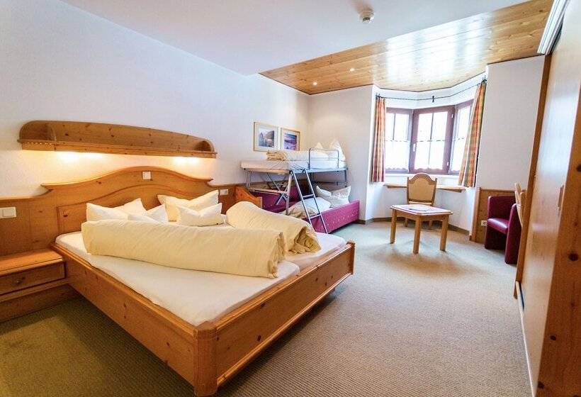 Семейный Номер, Aktiv Hotel Zur Rose