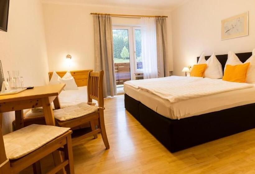 غرفة قياسية ثلاثية, Alpenhotel Ensmann