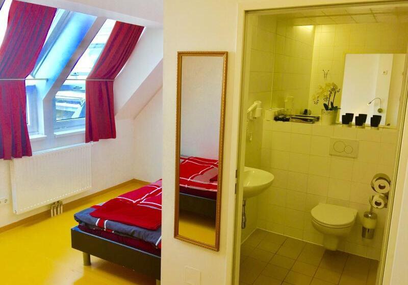 اتاق استاندارد, A&t Hotel & Hostel