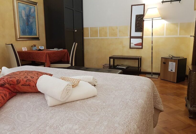 اتاق استاندارد با سرویس بهداشتی مشترک, Cittadella