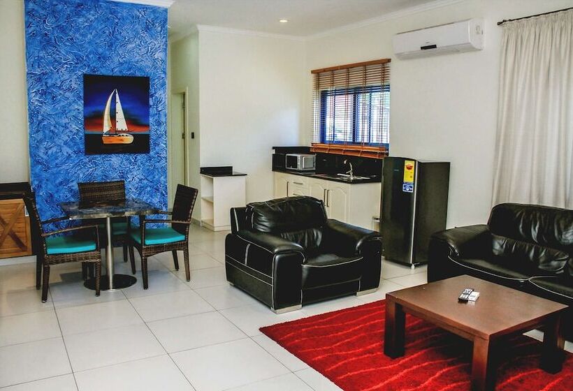 샬레, Best Western Plus Serene Atlantic