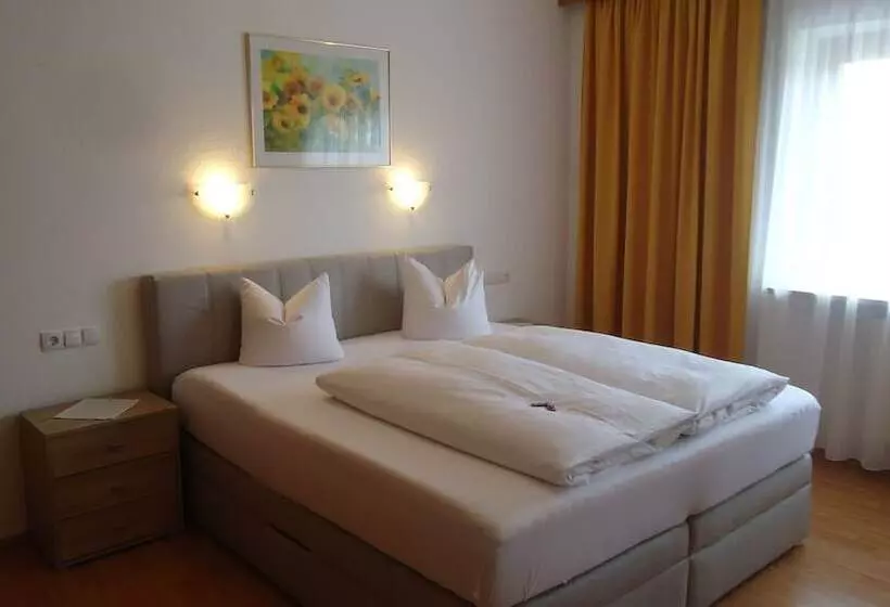 スタンダードトリプルルーム, Landhaus Klausnerhof Hotel Garni