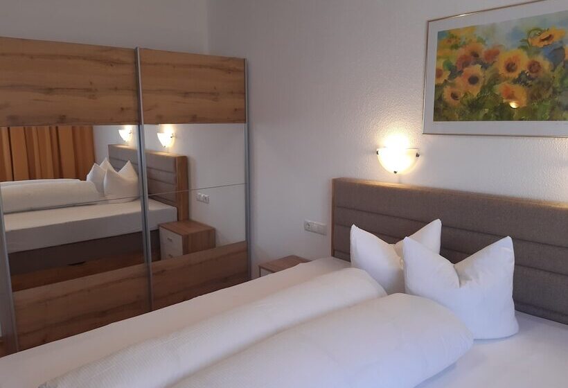 スタンダード４人部屋, Landhaus Klausnerhof Hotel Garni