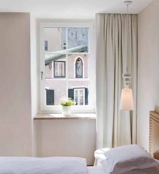 Quarto Estandar, Genießerhotel Döllerer