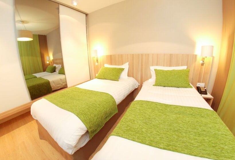 Студия Стандарт, Appart Hôtel Q7 Lodge Lyon 7