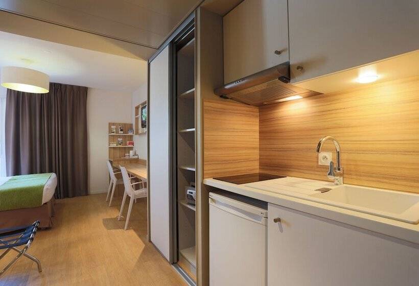 إستوديو قياسى, Appart Hôtel Q7 Lodge Lyon 7