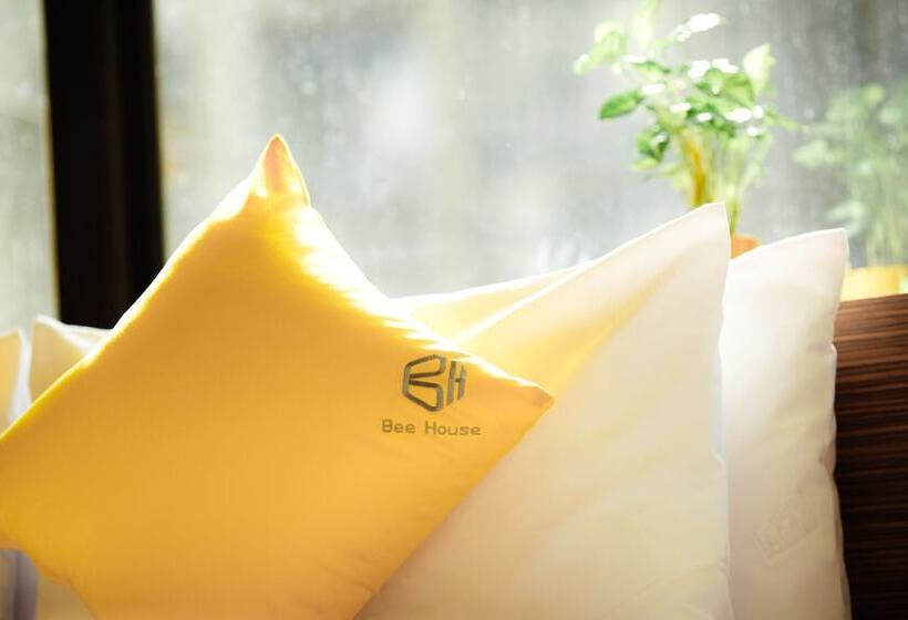 ファミリールーム, Bee House By Cosmos Creation  Taipei Main Station