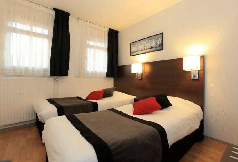 غرفة قياسية, Castellane