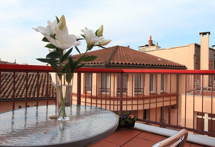 غرفة سوبيريور, Castellane