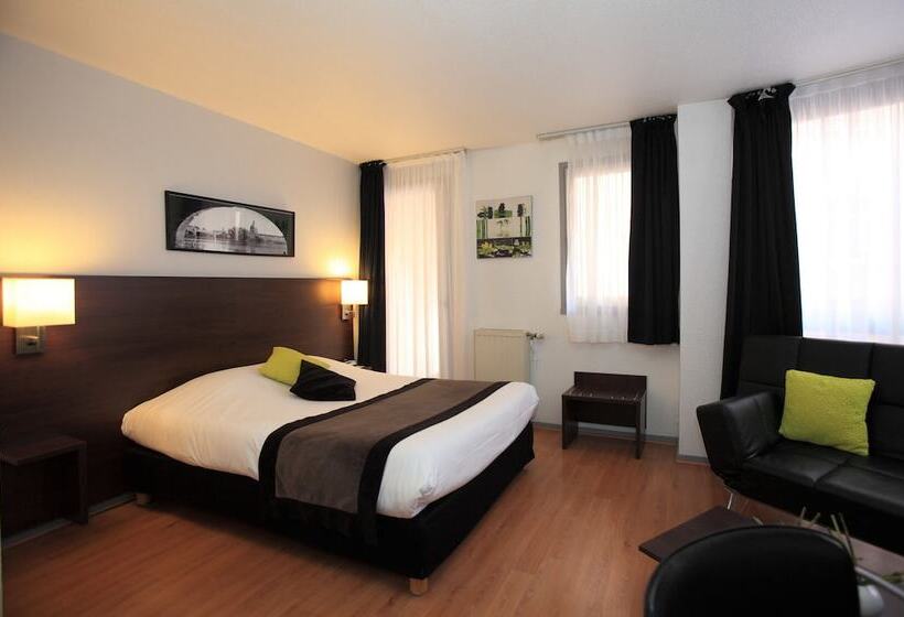 غرفة قياسية, Castellane