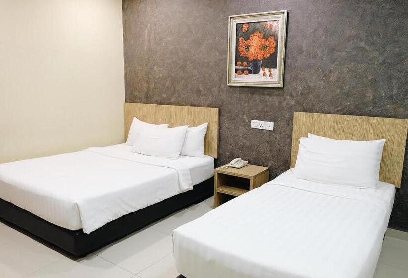 חדר משפחתי, Era Plus