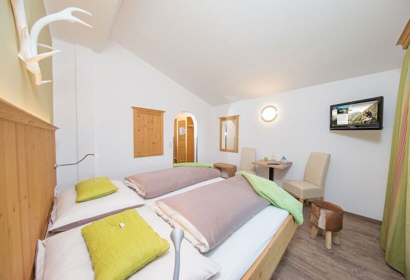 Comfort room with mountain view, Garni Landhaus Gitti