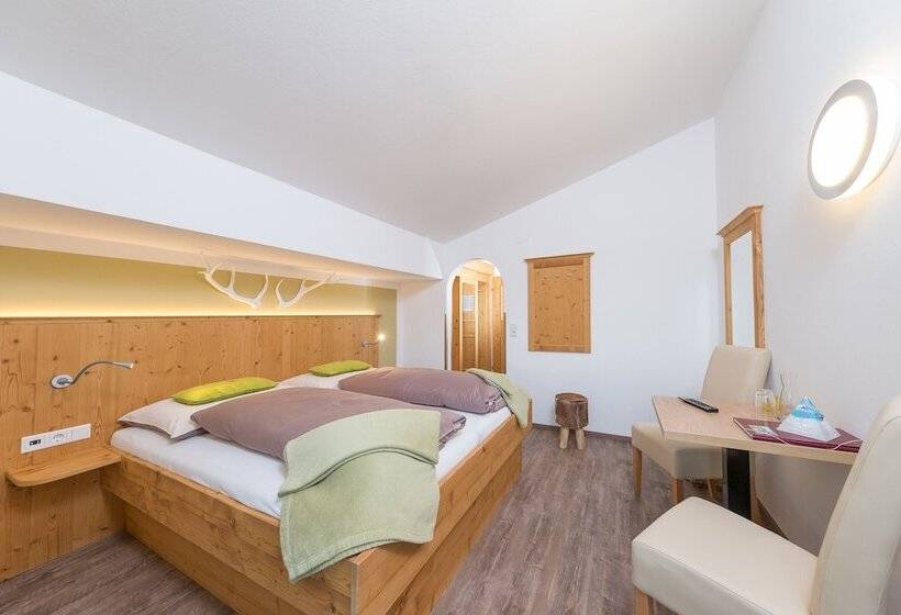 Comfort room with mountain view, Garni Landhaus Gitti