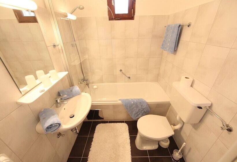 Comfort room with mountain view, Garni Landhaus Gitti