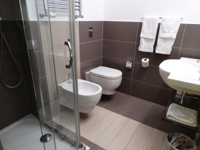 Camera Standard, Il Cantico St. Peter