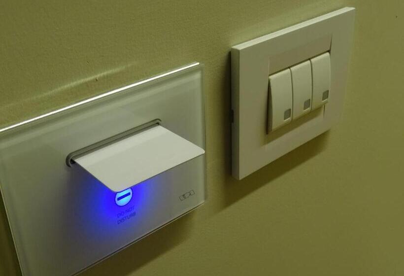 Camera Superiore con Balcone, Il Cantico St. Peter