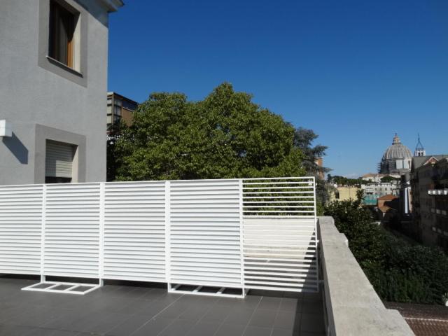 Camera Superiore con Balcone, Il Cantico St. Peter