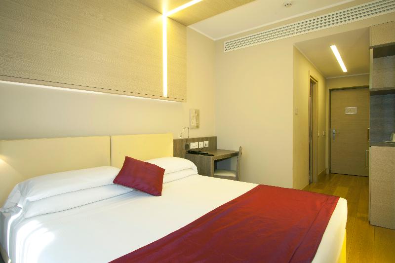 Camera Standard, Il Cantico St. Peter