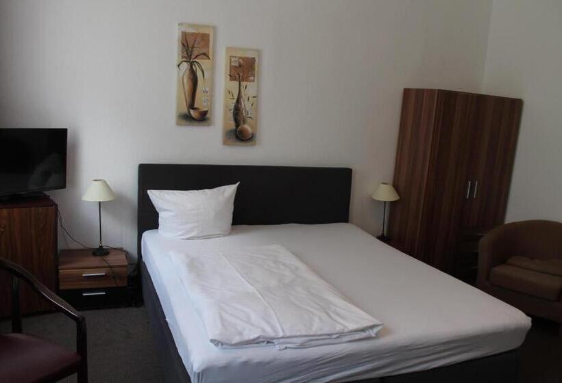 Habitación Estándar Individual, Novalis