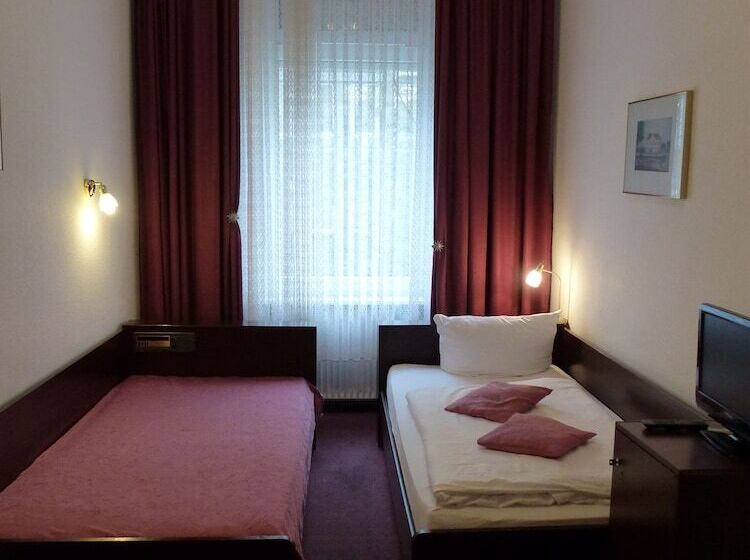 Habitación Estándar, Novalis