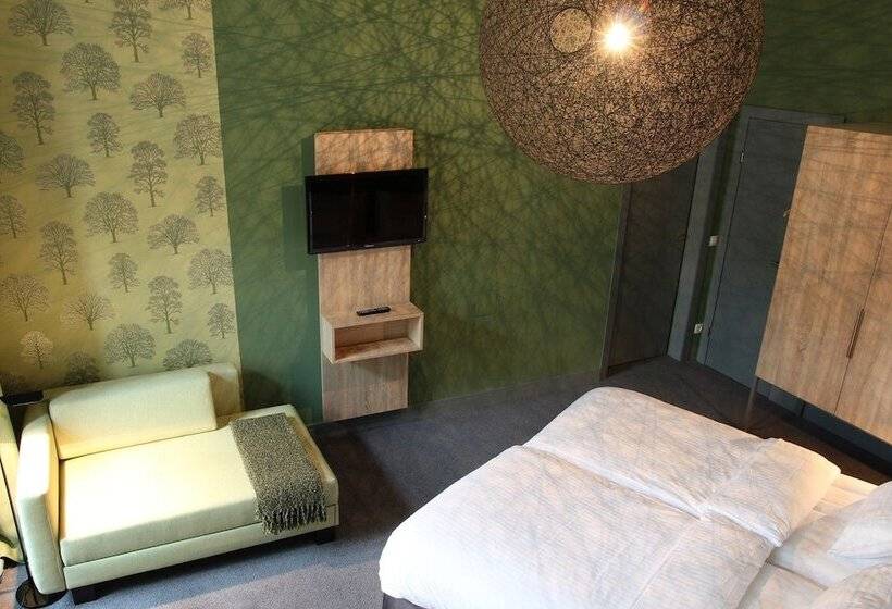 标准三人间, Saint Shermin Bed Breakfast & Champagne