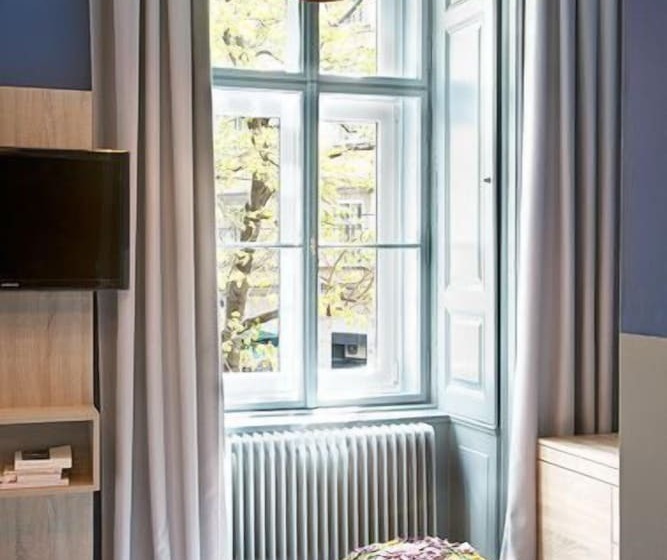 اتاق استاندارد, Saint Shermin Bed Breakfast & Champagne