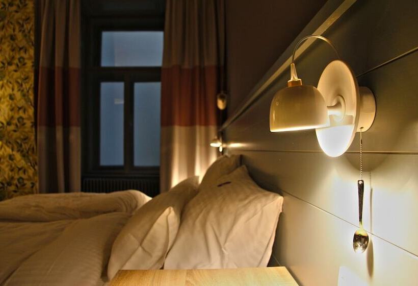 اتاق استاندارد سه نفره, Saint Shermin Bed Breakfast & Champagne