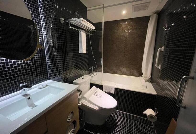 اتاق استاندارد با بالکن, Simple+